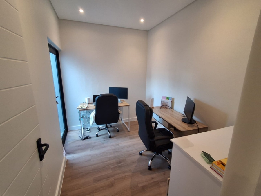 3 Bedroom Property for Sale in Sandown Western Cape